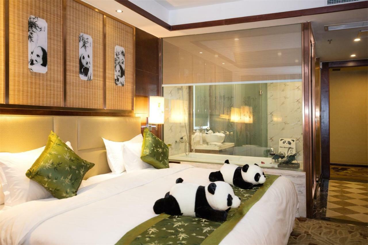 Chengdu Panda Prince Culture Hotel Luaran gambar