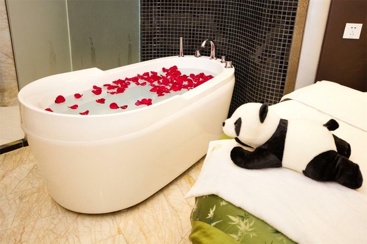 Chengdu Panda Prince Culture Hotel Luaran gambar